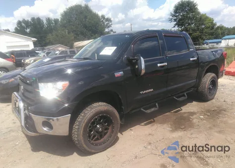 2011 Toyota Tundra Limited 5.7L V8 z USA, uszkodzony, nr VIN 5TFHW5F1XBX165773